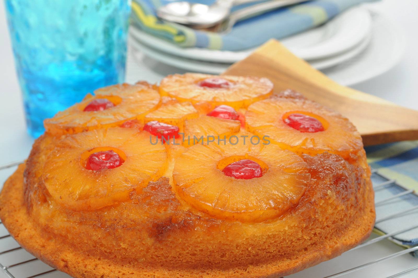 Pineapple Cake by billberryphotography