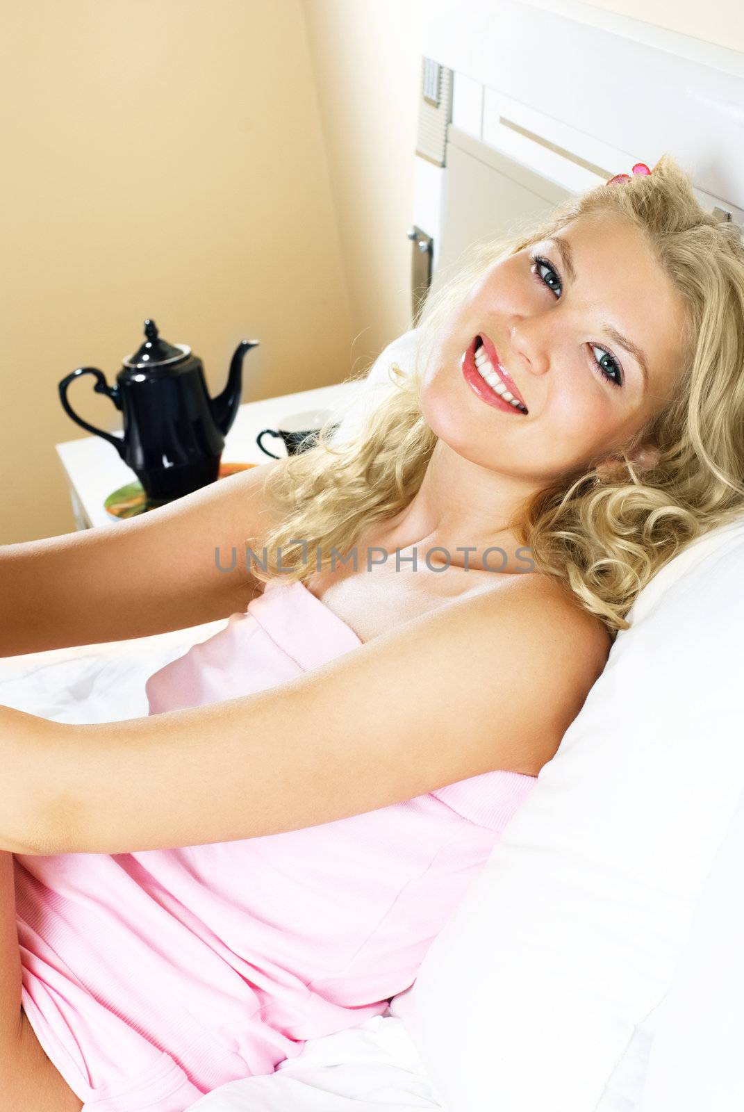 pretty woman in bed by lanak