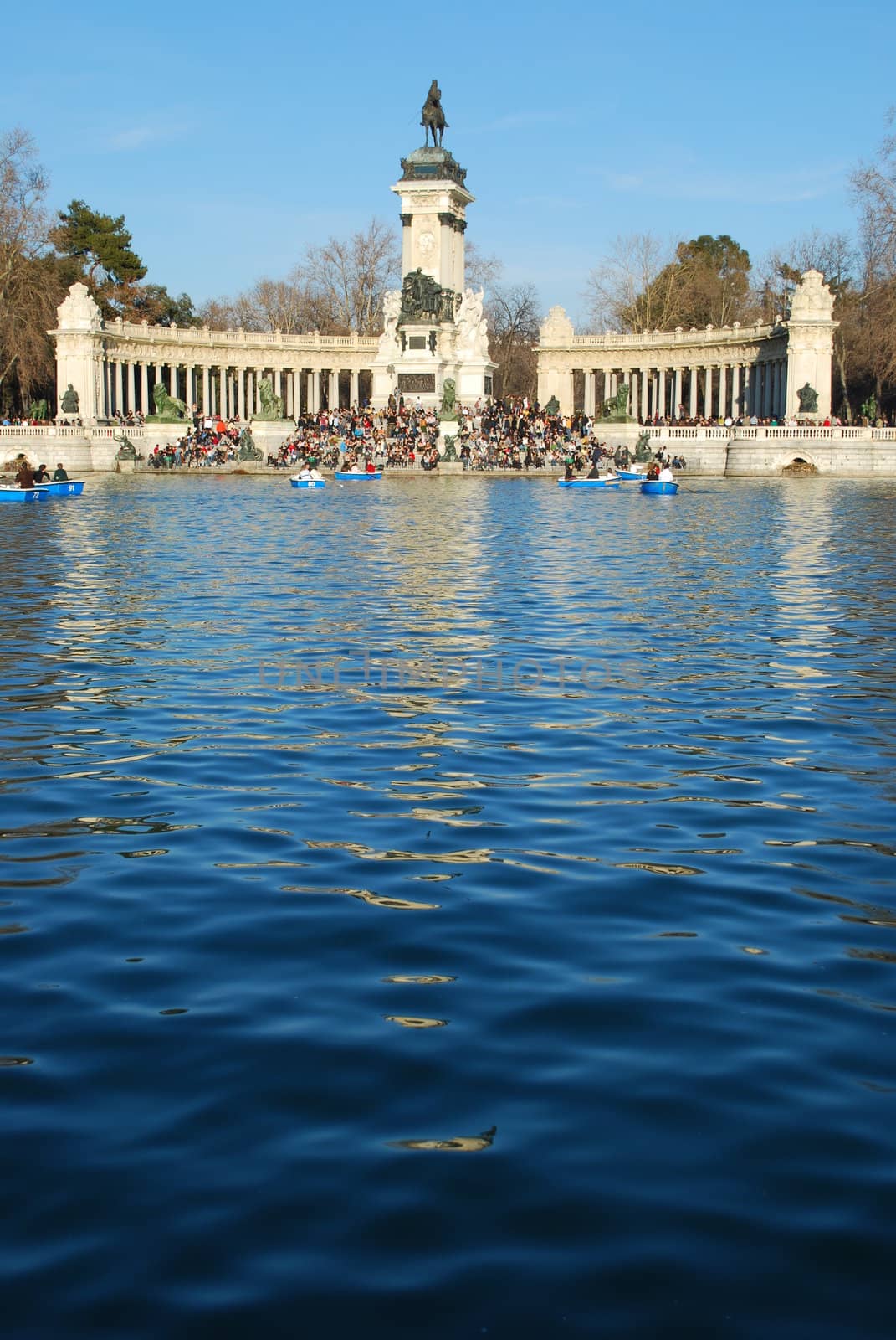 Famous park on Madrid (Water View)