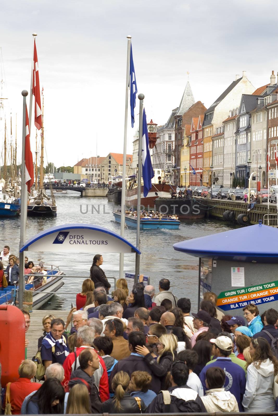 Boat touristic tours from Nyhavn, Copehnagen never stops 
