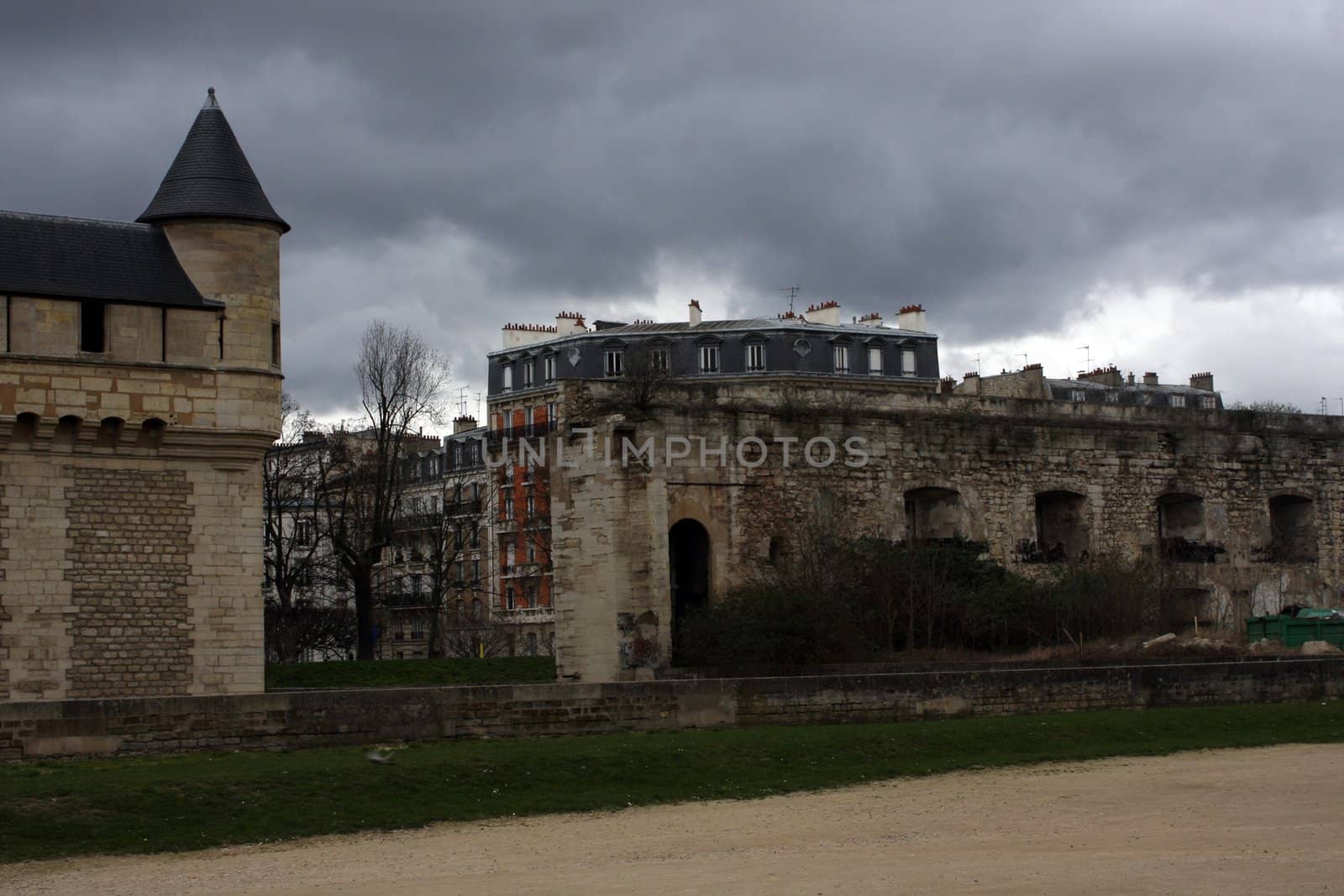 Chateau de Vincennes next to Paris