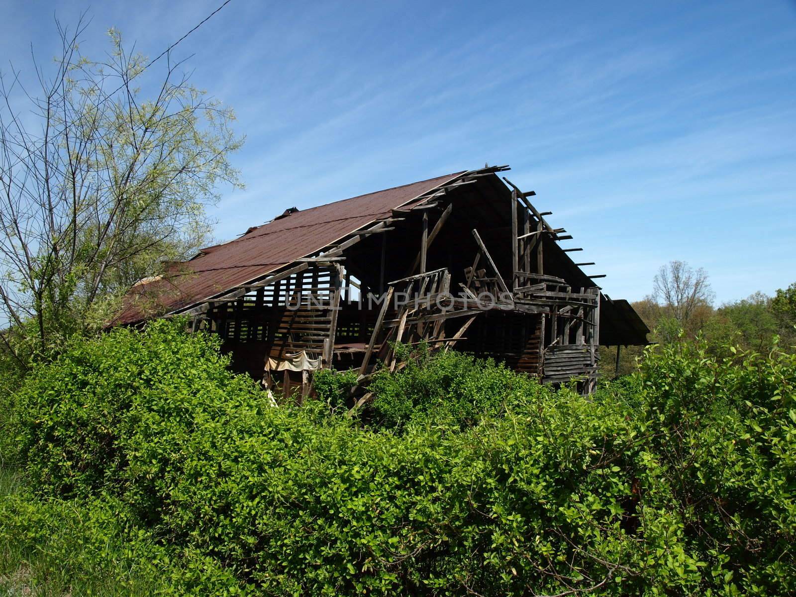 old farm building falling down and no longer in use