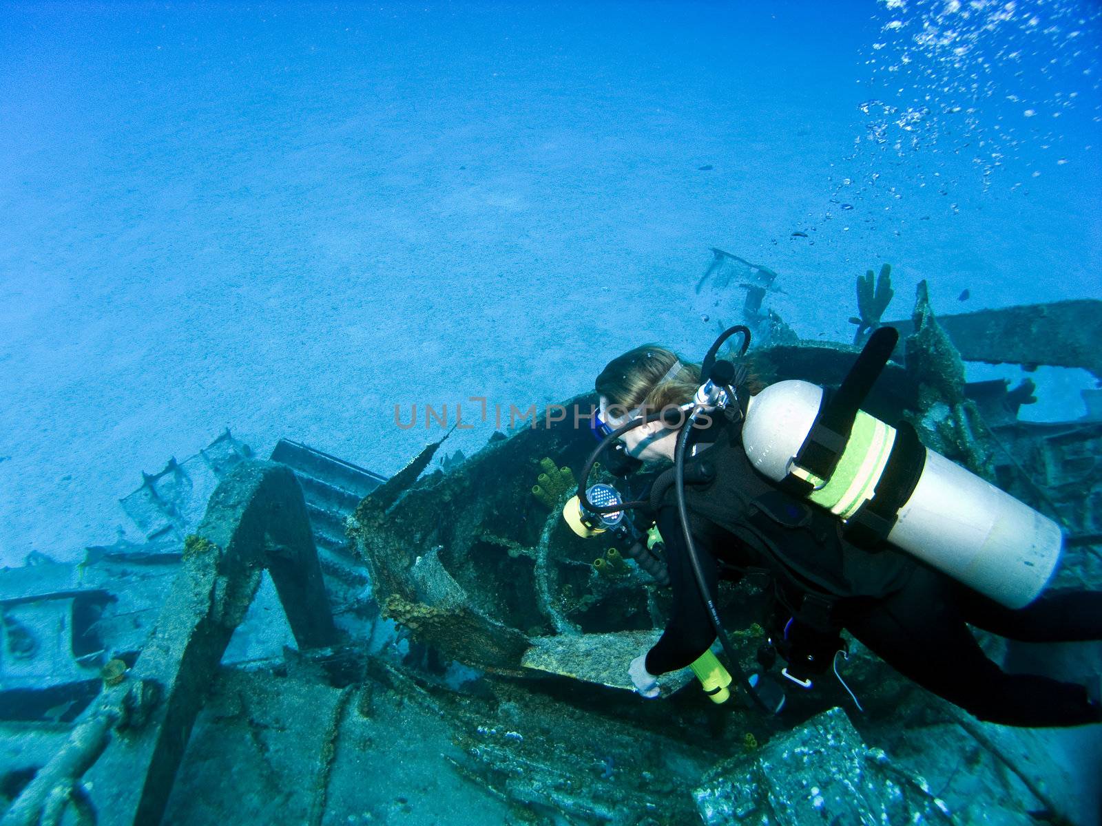 A view of an Underwater Photographer from above