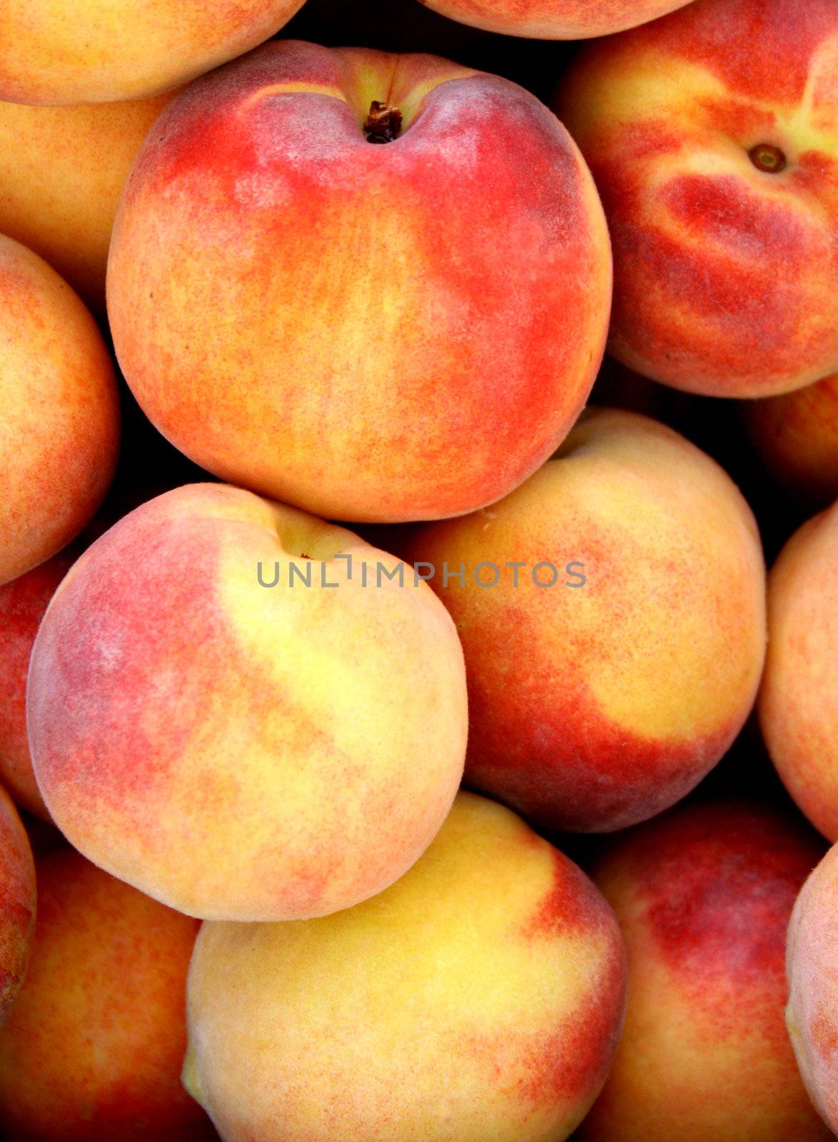 Peaches by thephotoguy