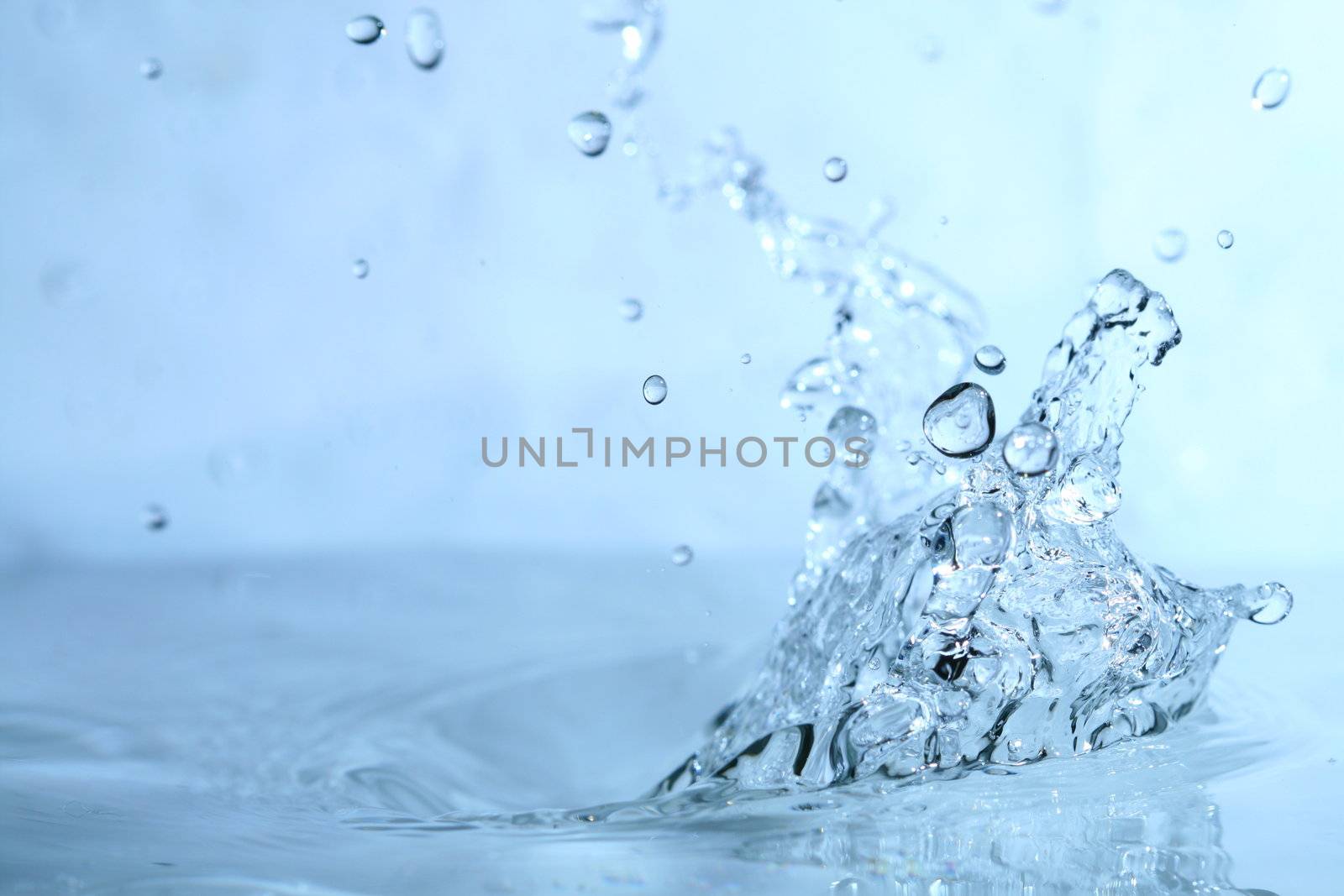 water splash by Yellowj