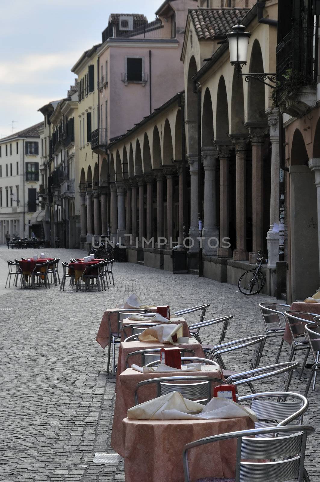 Italian outdoor cafe on a main street of Padova