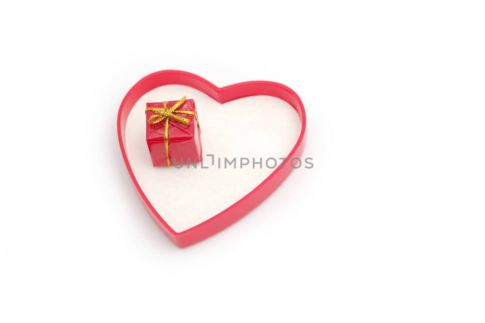 Valentine's Day gifts. color heart 