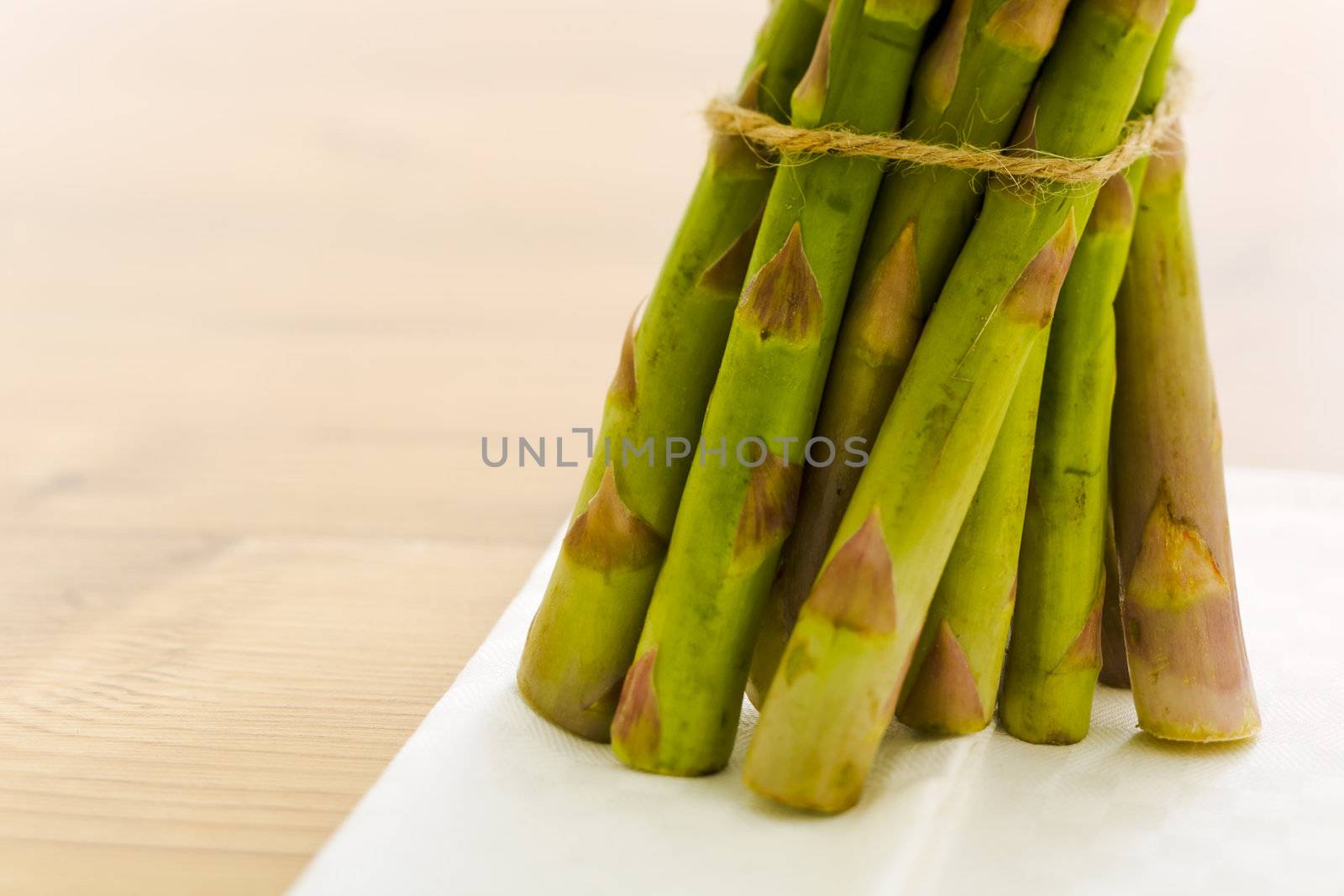 Pile of asparagus by mjp