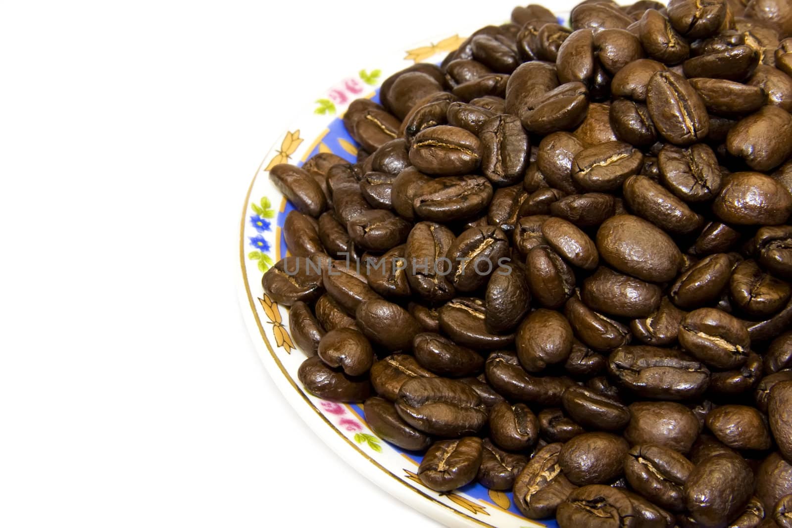 Coffe beans with plate isolated on white background