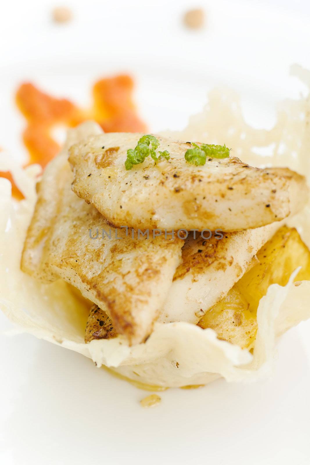 White fish and pinapple with peanut and pepper dressing
