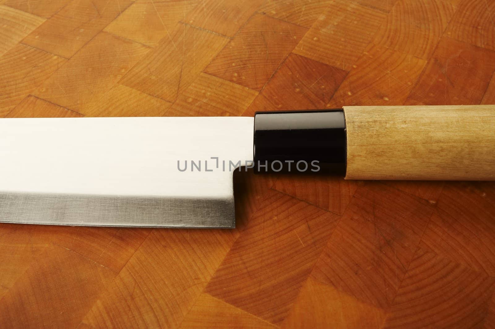 Knife on the chopping wood