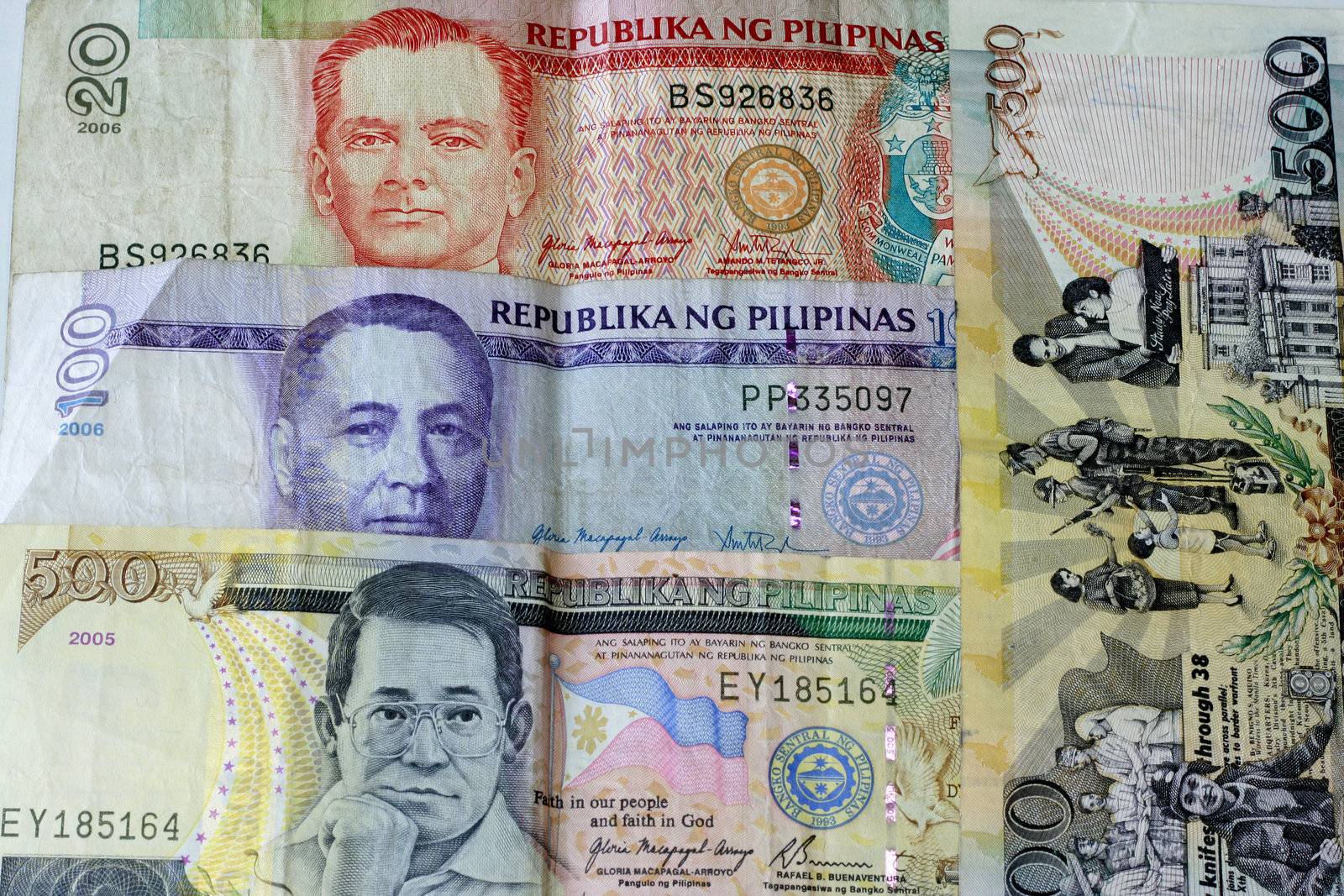 Philippine Peso 500 100 20 currency detail