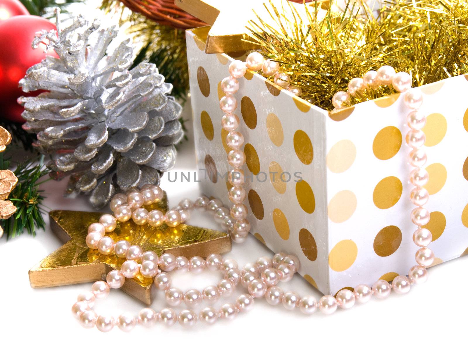 open xmas  box with pearls