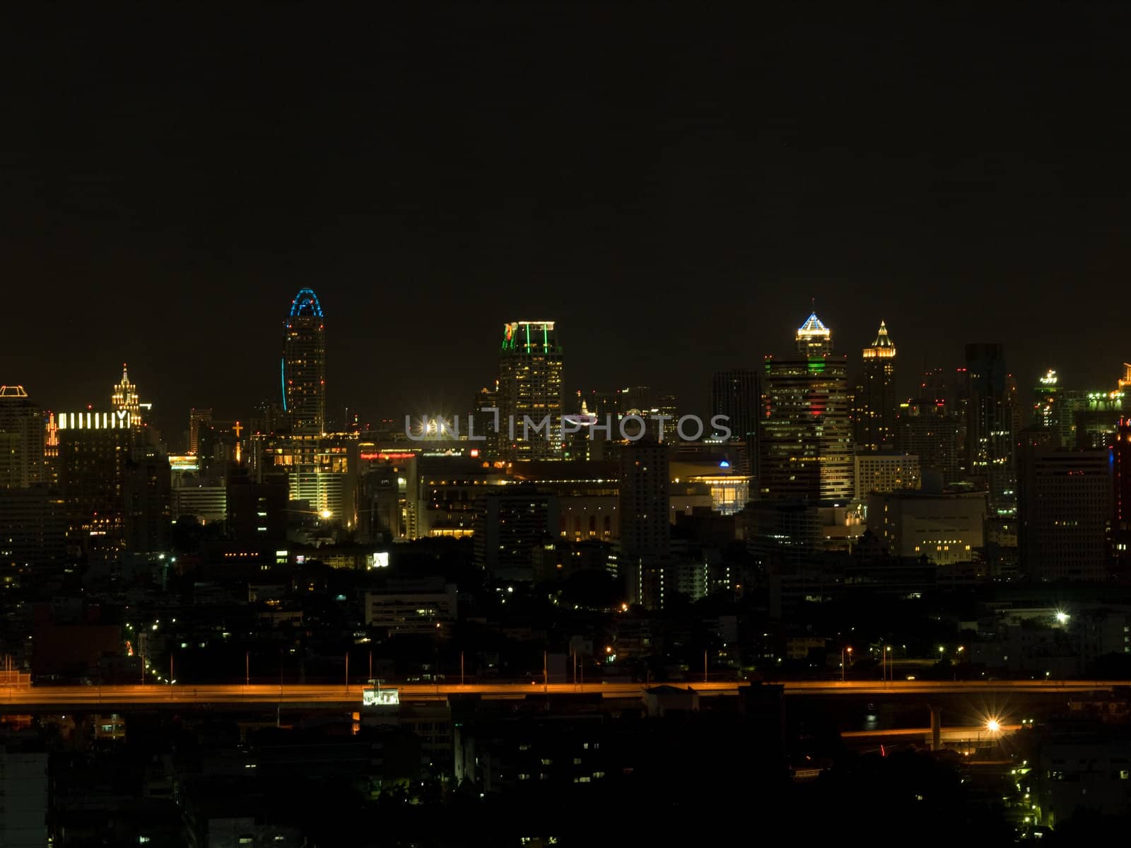 the picture of the bangkok night view