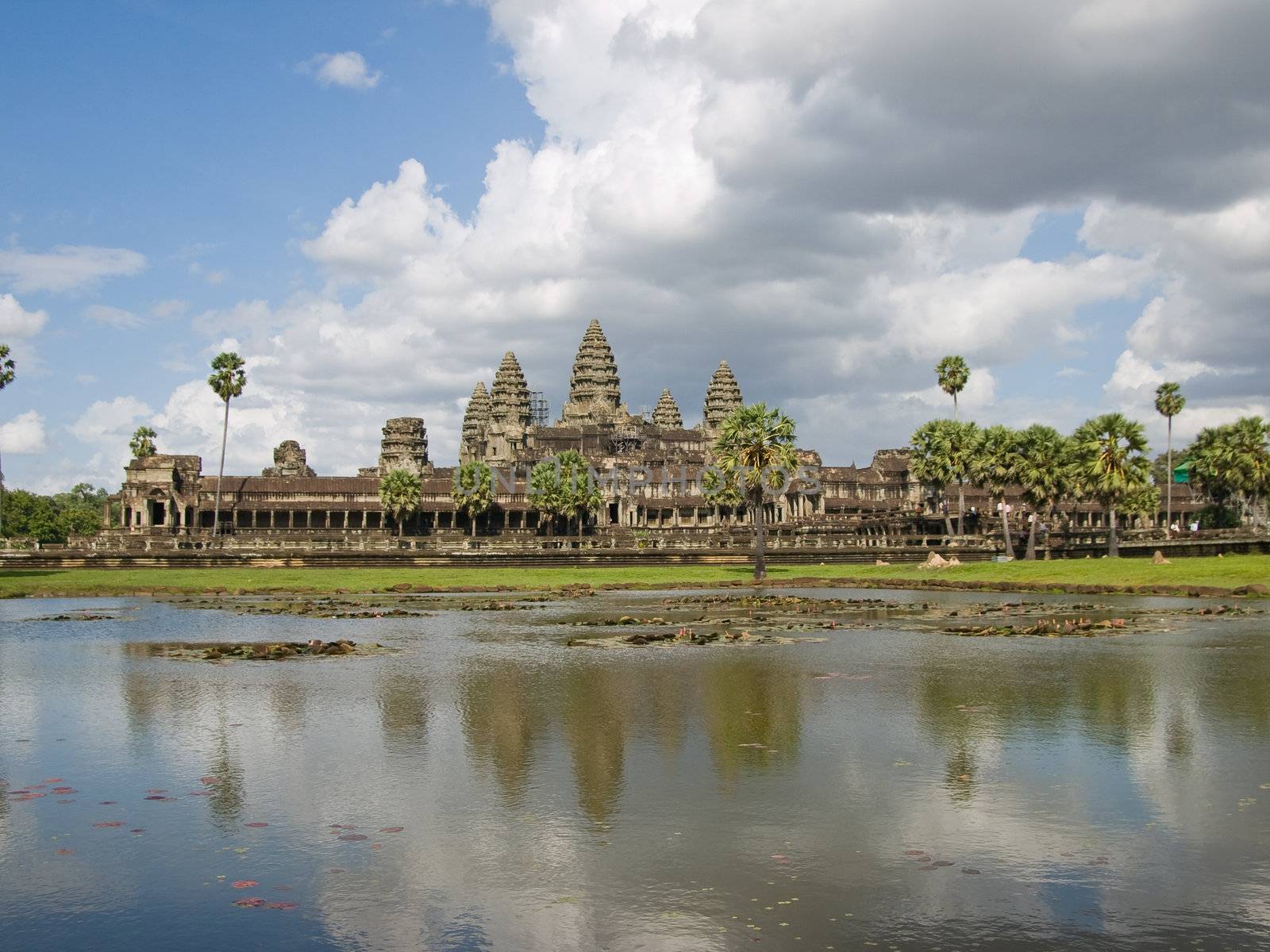 the greatest temple of cambodia - angkor wat
