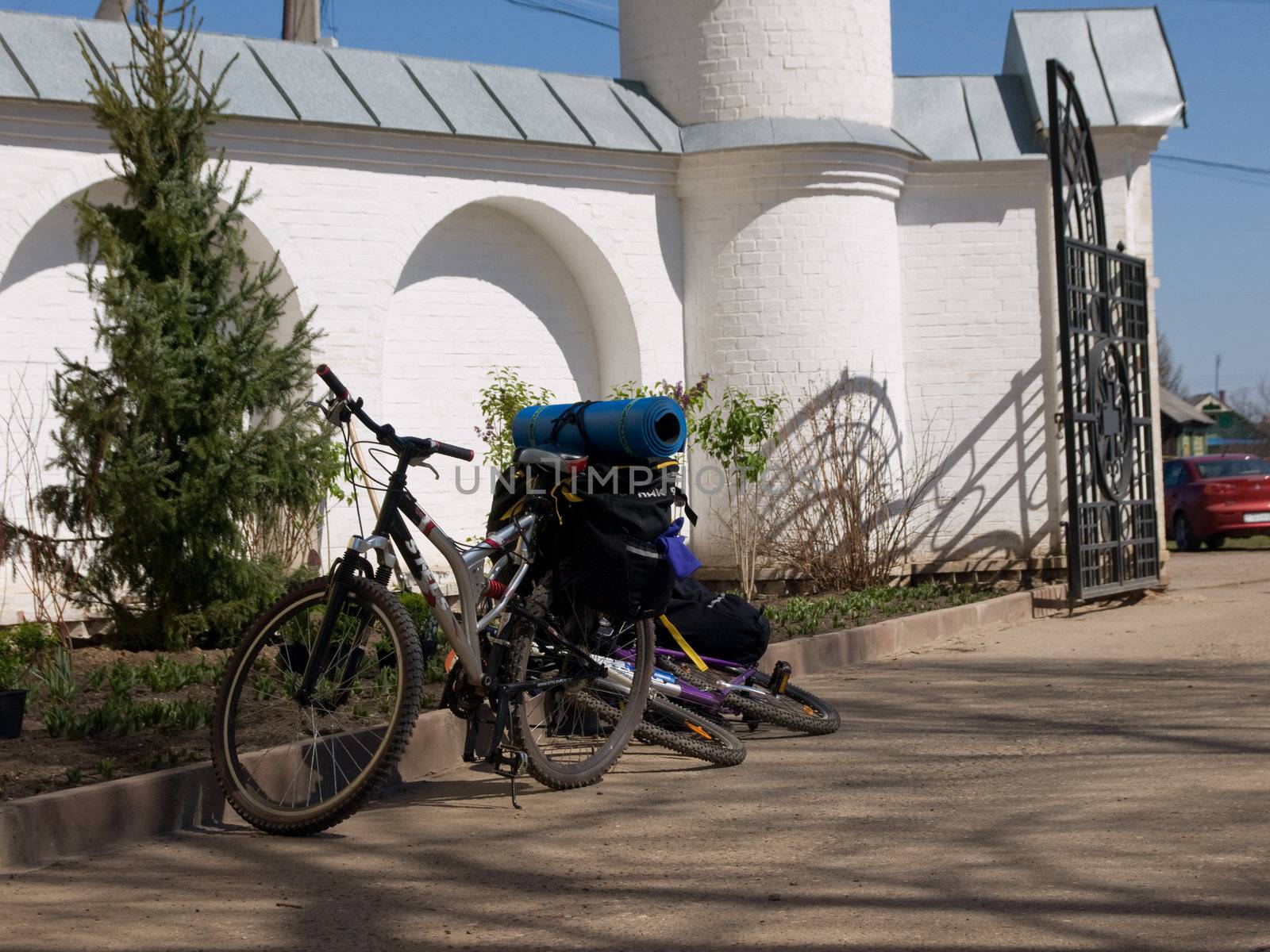 The picture of the bike of tourists