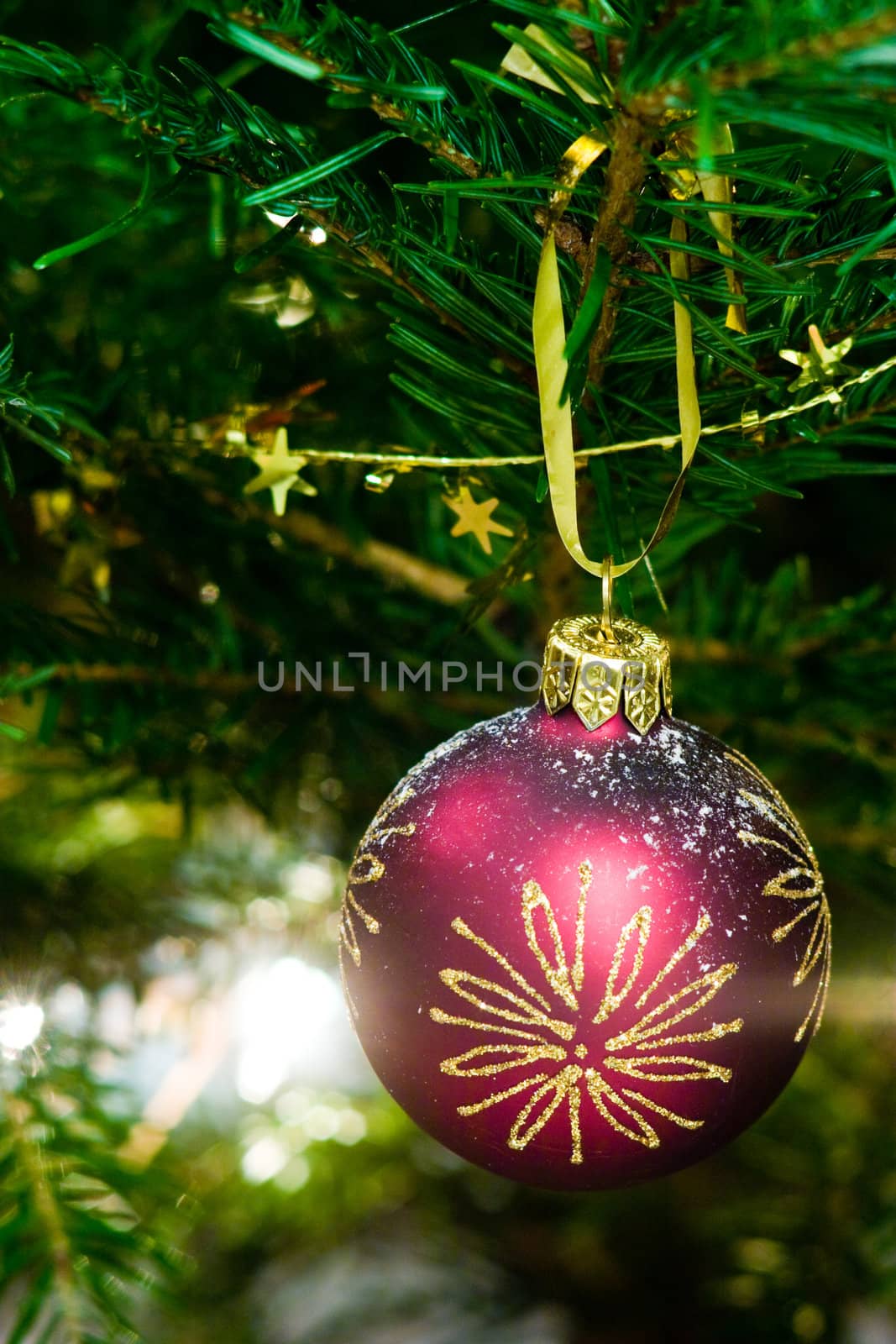 Christmas tree decoration by naumoid