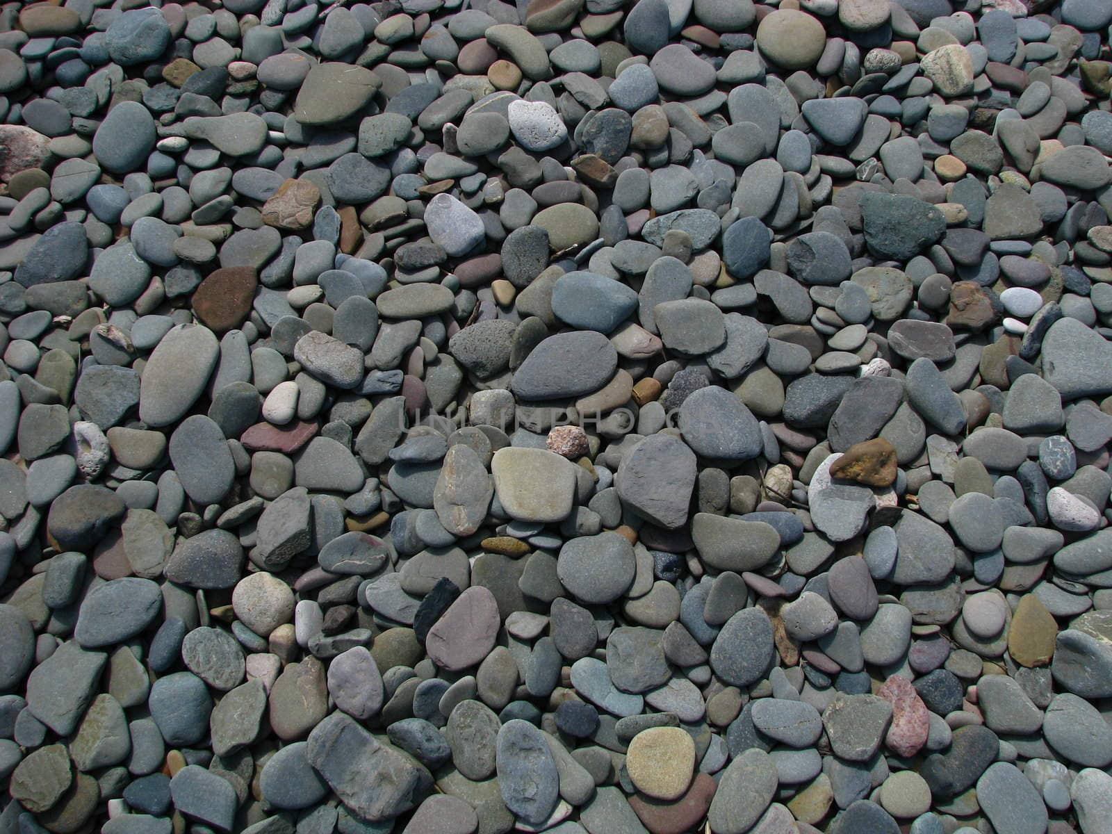 a pattern of beach pebbles