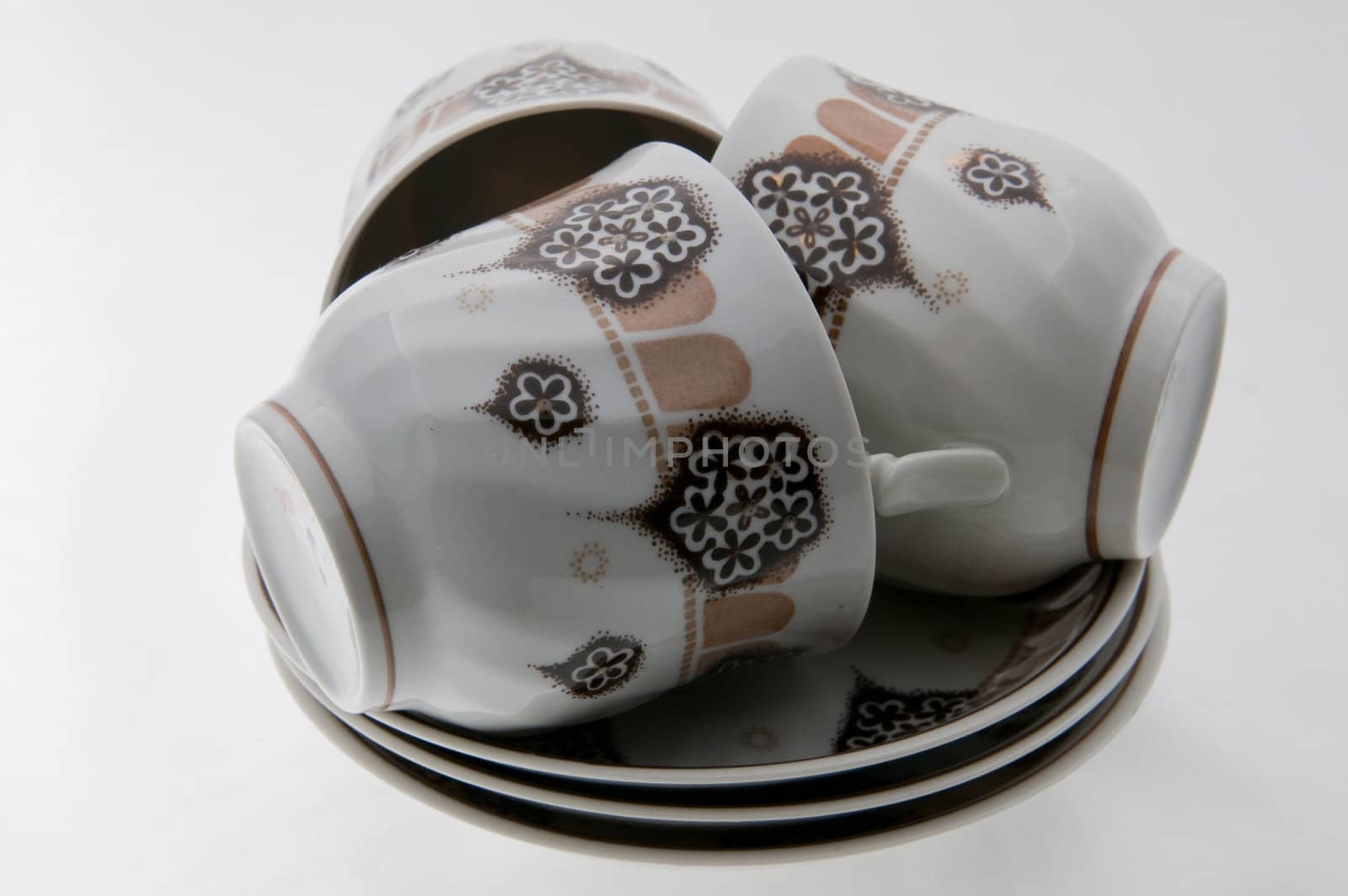 the picture of the white tea set