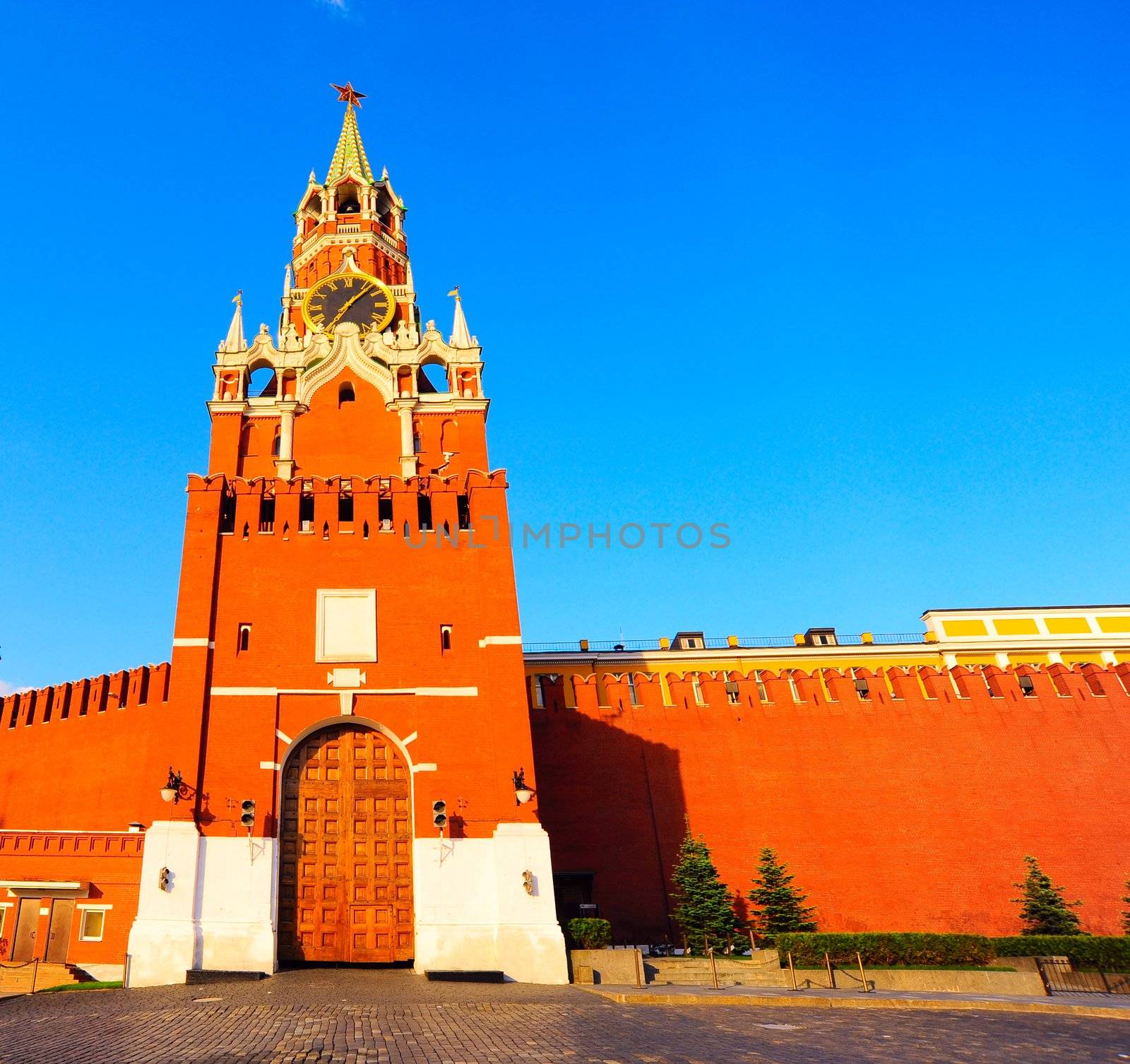  Kremlin by gkuna