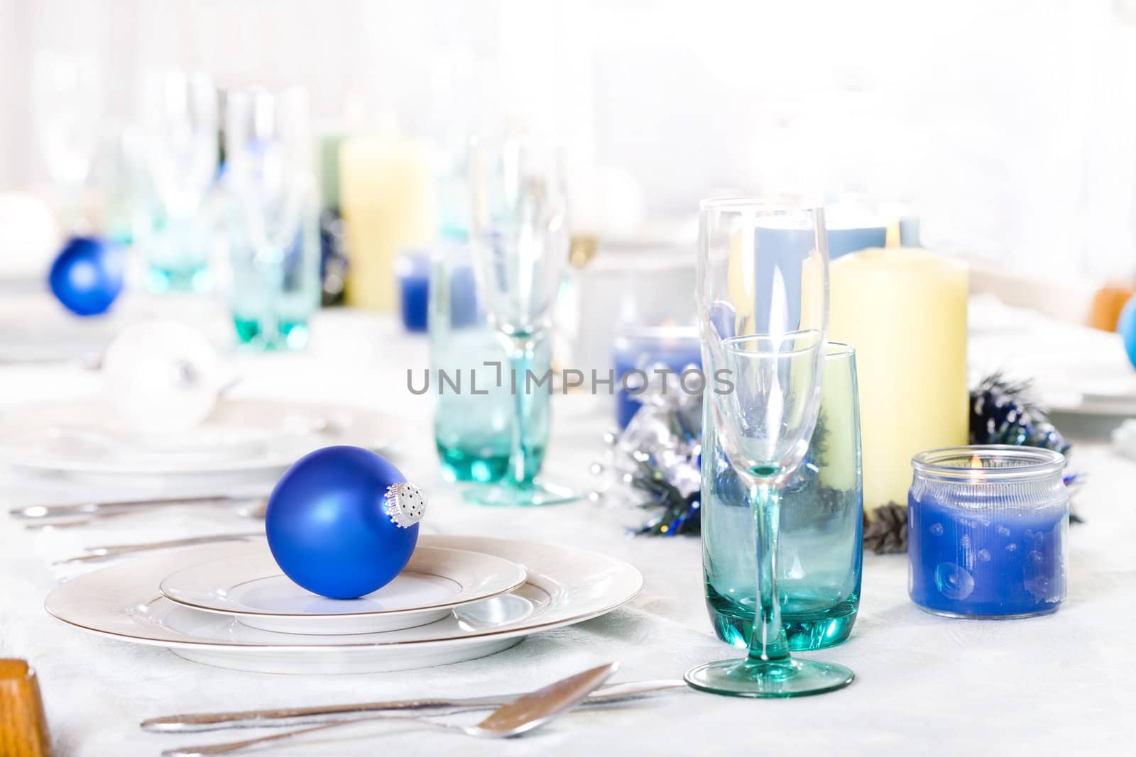 Christmas table set in blues and whites