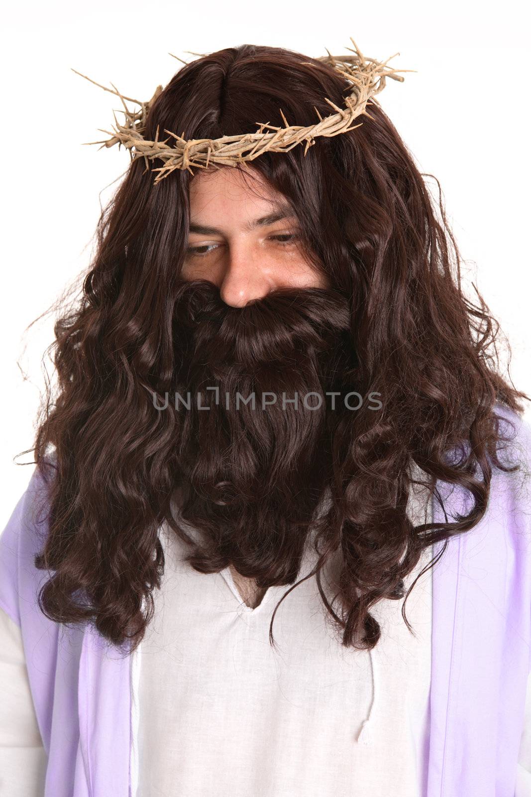 Jesus wearing crown of thorns by lovleah