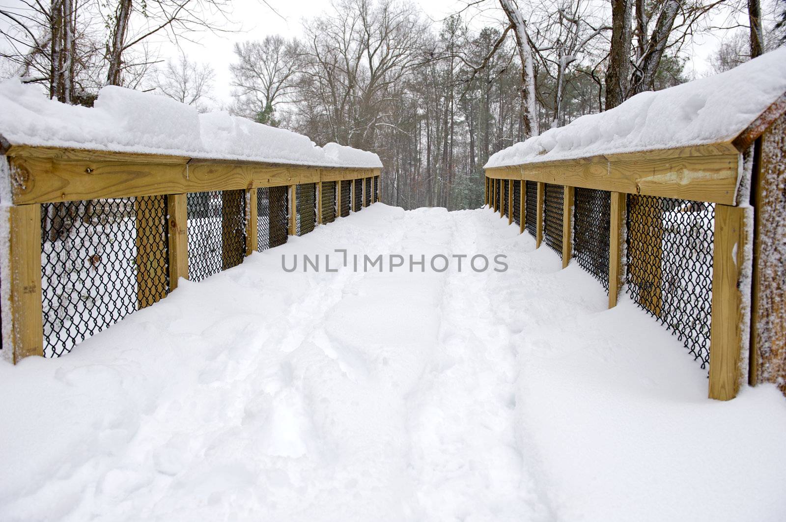 Snow covered bridgel in Richmond, Virginia during the winter storm in December 2009.