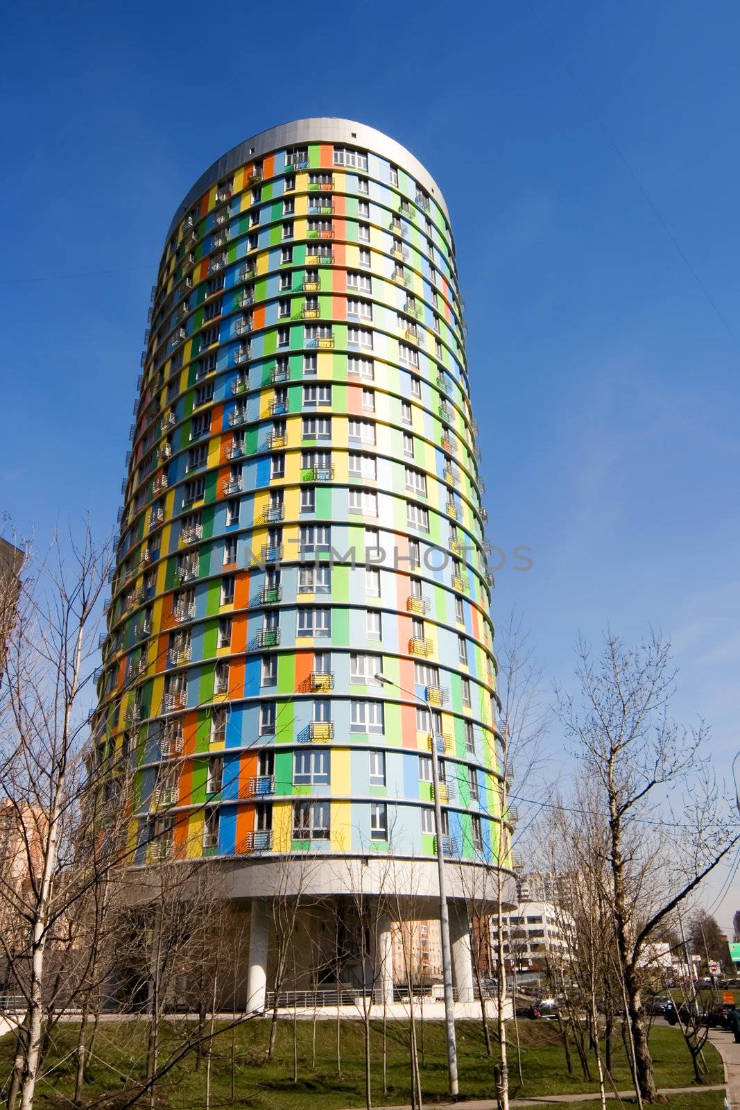 High-altitude apartment house in Moscow with walls from color panels 