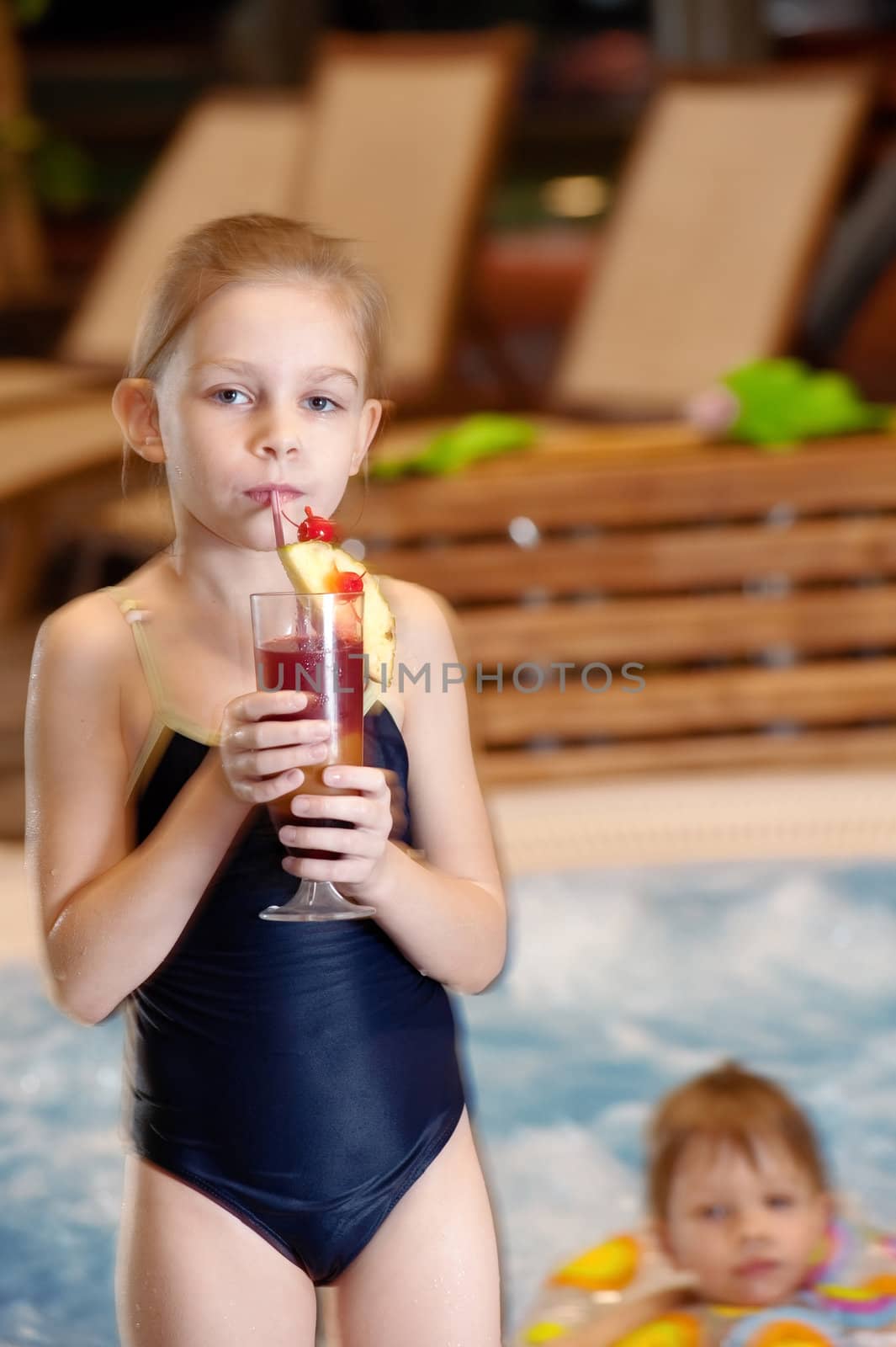 Children in swimming-pool by fotorobs