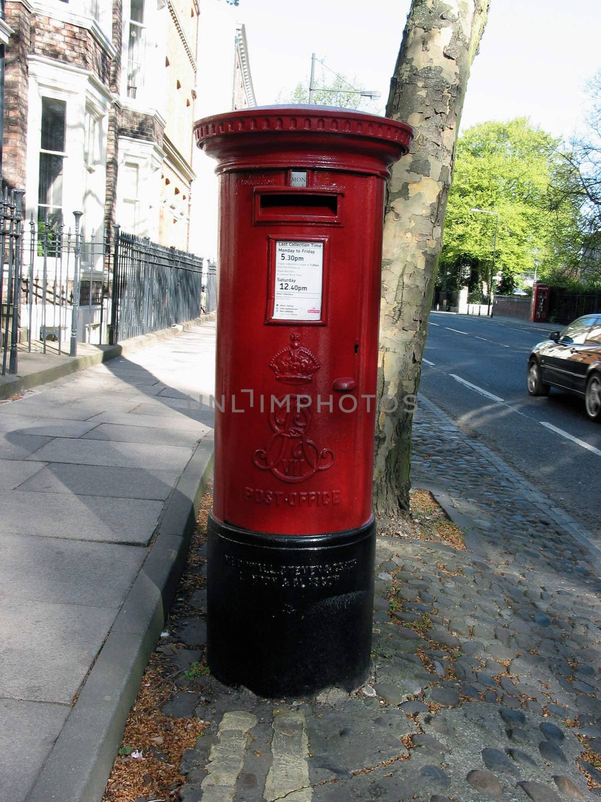 English mailbox by mizio1970