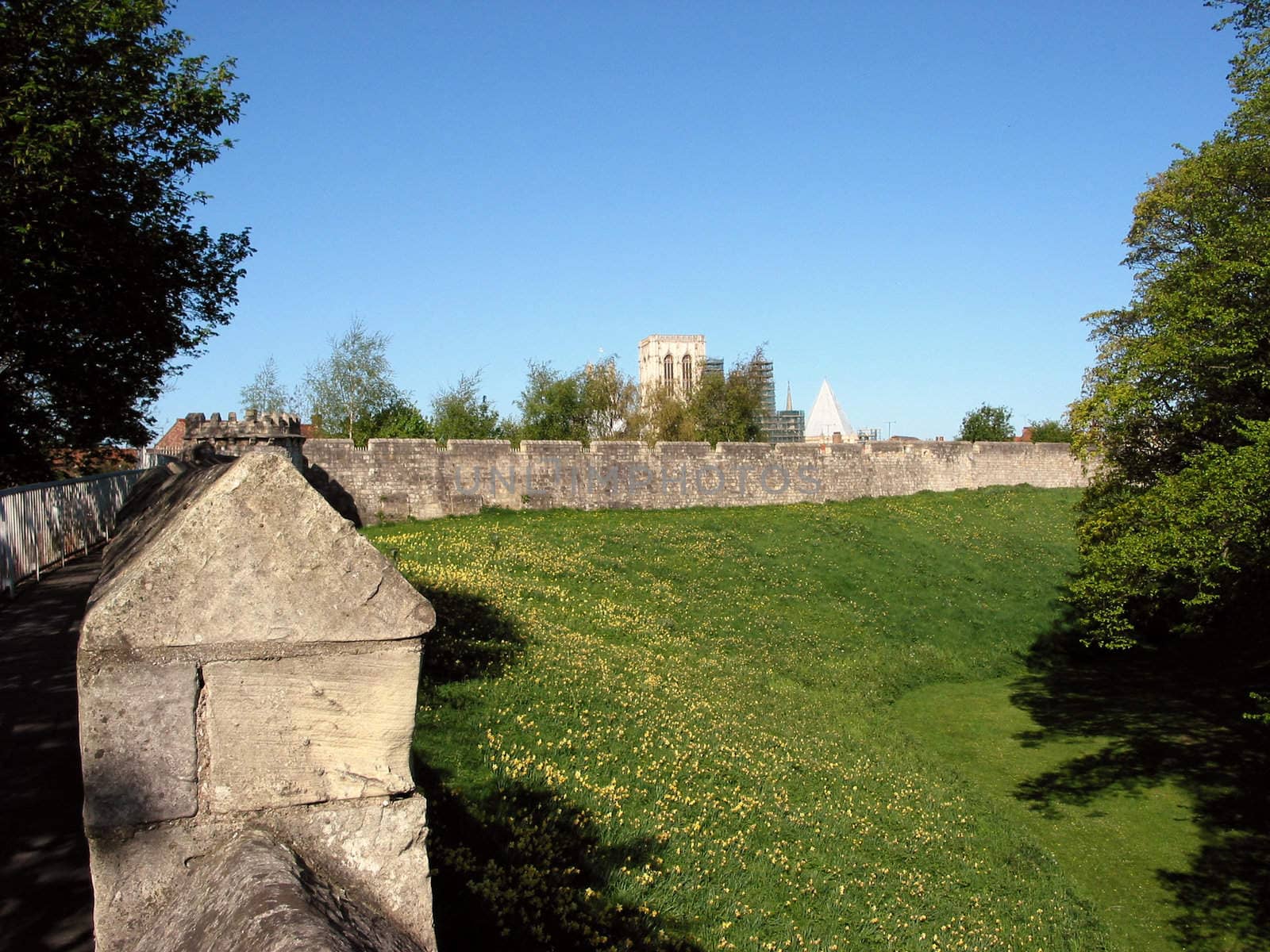 City walls of York by mizio1970