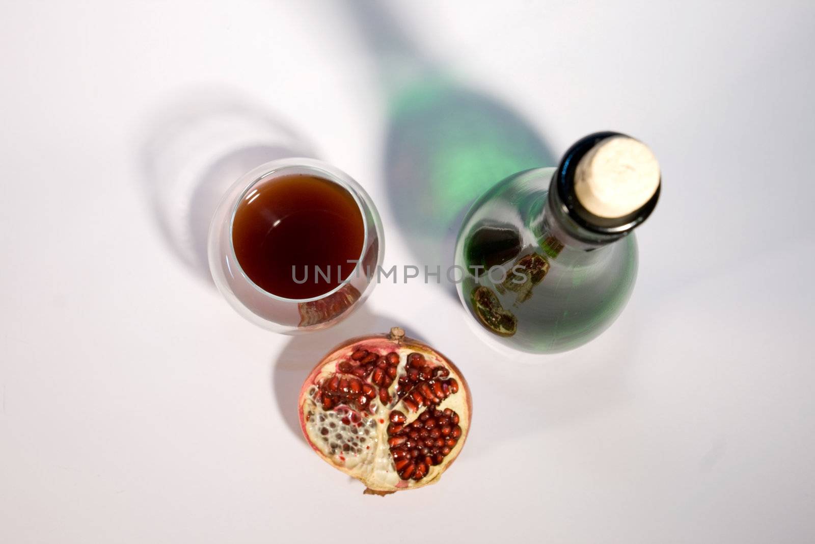 Pomegranate with wine by KadunmatriX