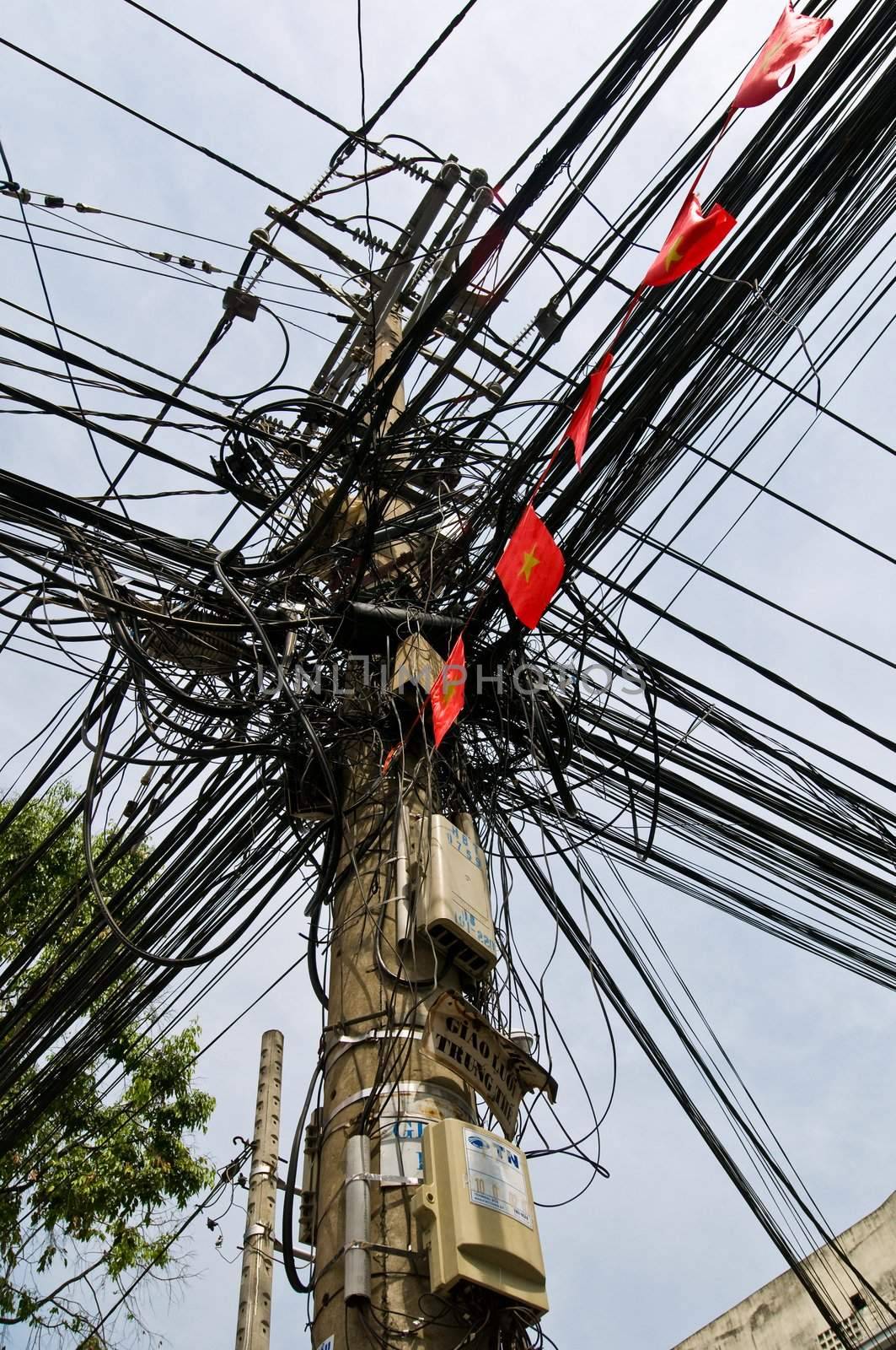 Amazing wires installation it became almost a city icon.