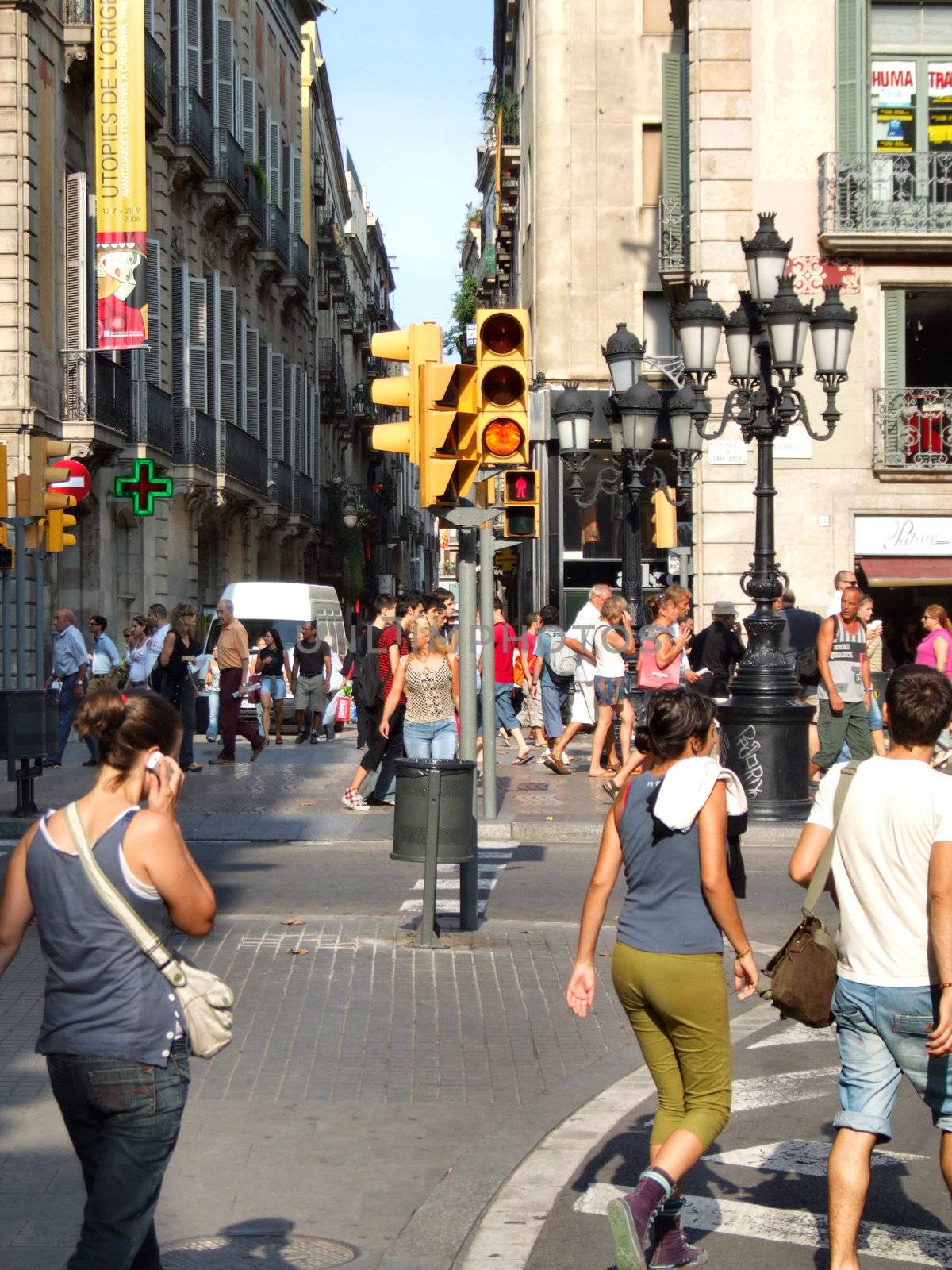 Barcelona street by tupungato