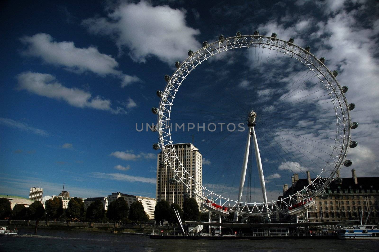 london eye by lehnerda