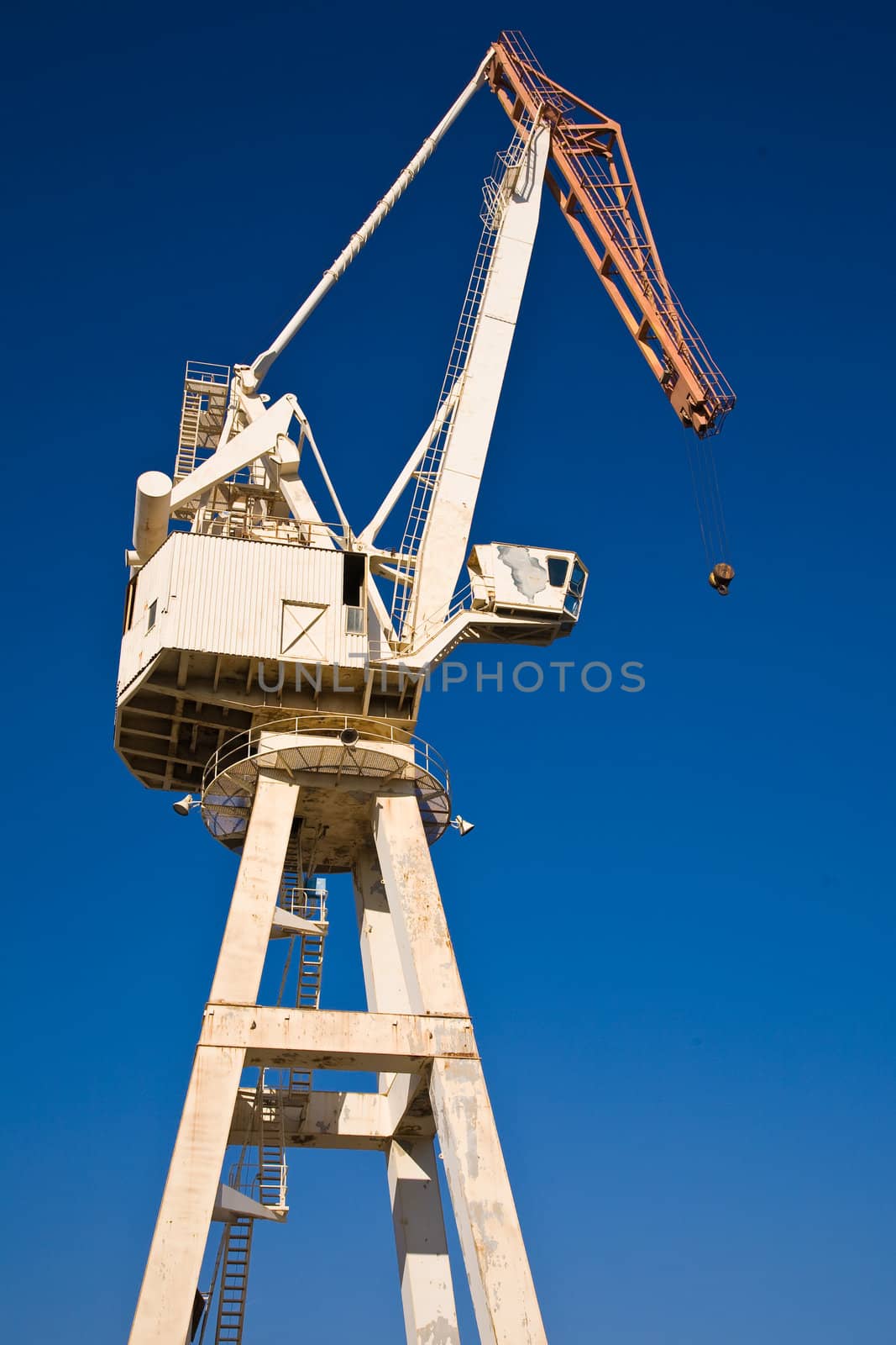 Big Crane in la ciotat - France 2009