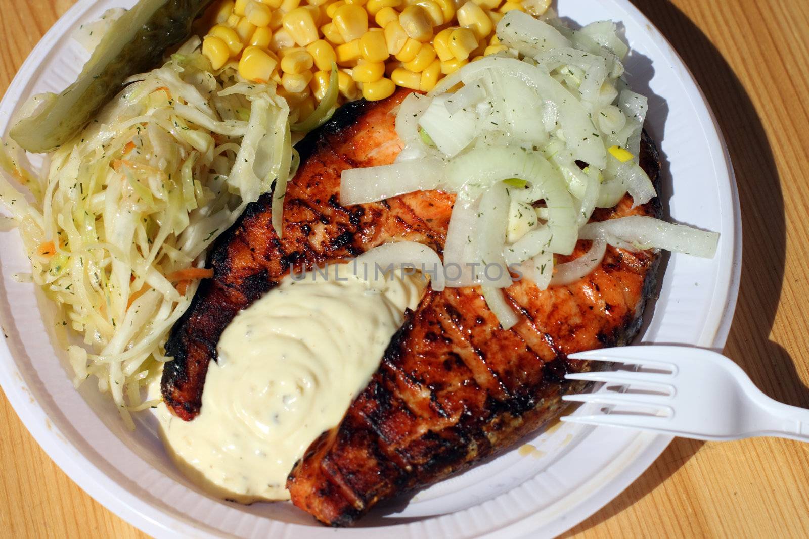 Fish, salmon, cabbage, an onion, corn, meal, food, sauce,  plate,  plug to fry,  dinner, supper