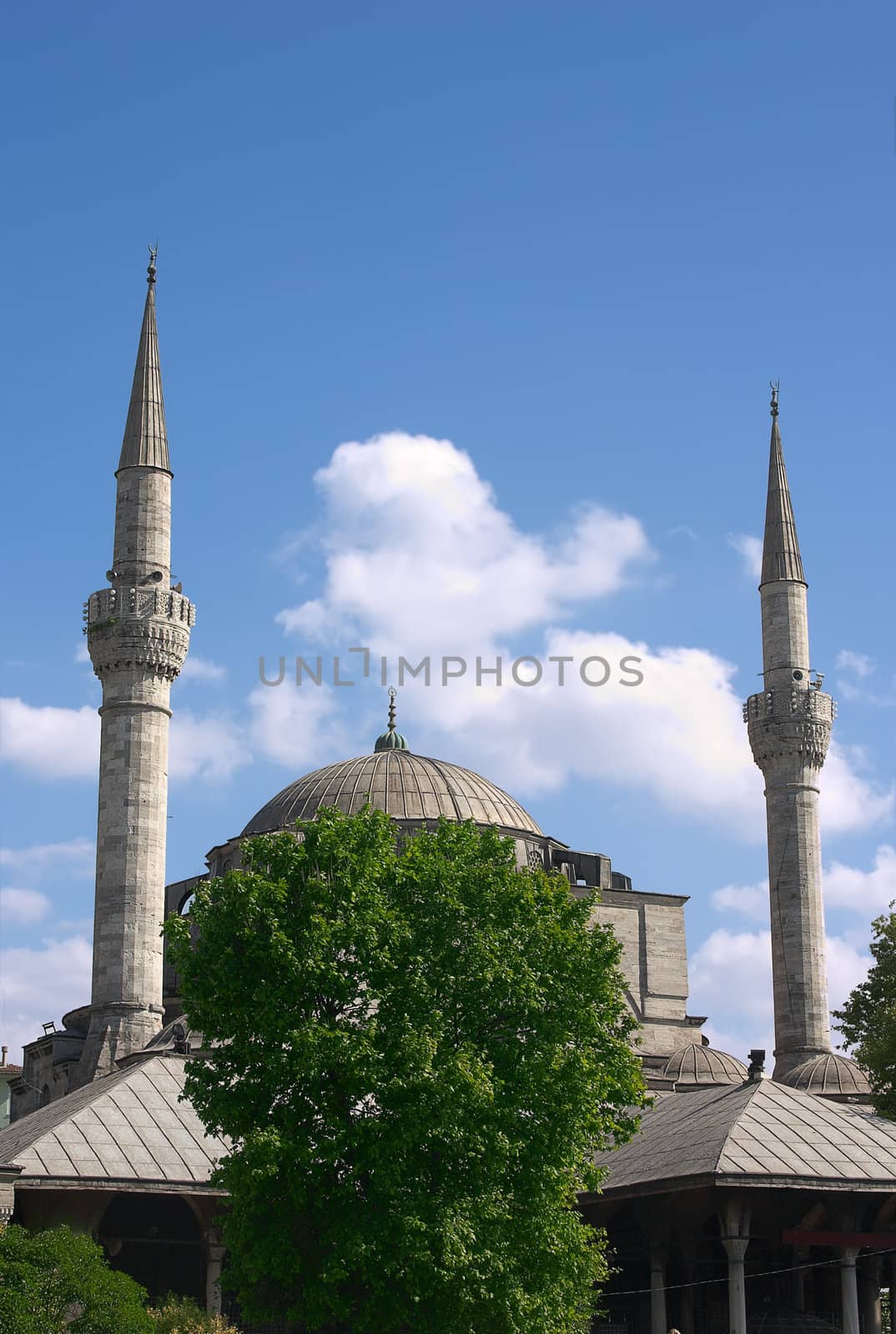Mosque by alex_garaev