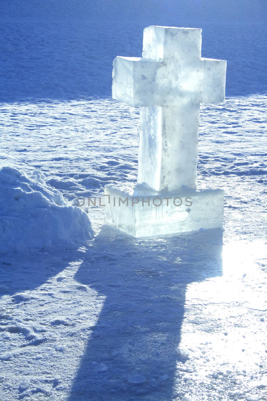 Ice Cross by kvkirillov