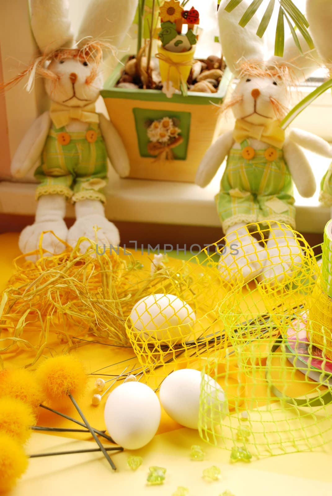 Easter decorations: rabbits and eggs