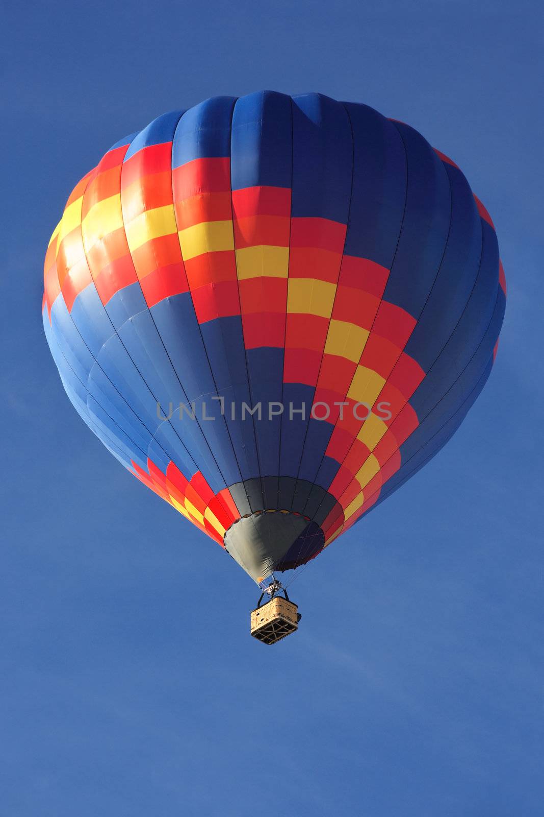 Hot air balloon in the sky by sumners