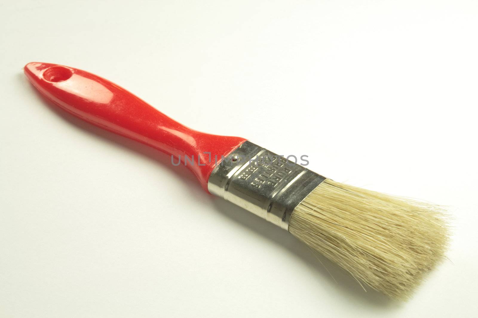 red handled 1in pure bristle paintbrush