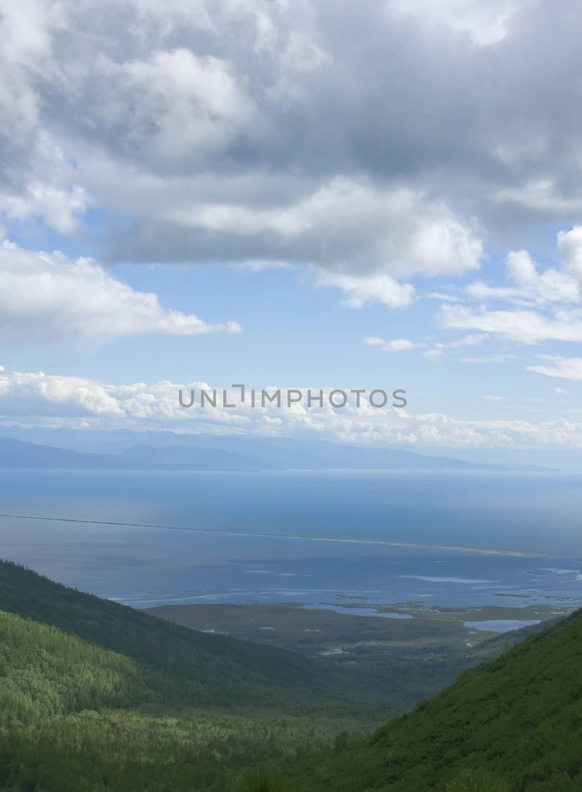 KONICA MINOLTA DIGITAL CAMERA North coast lake Baikal