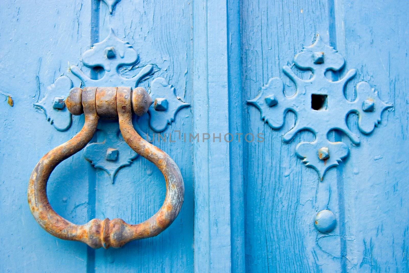 Old Door Knob by ajn