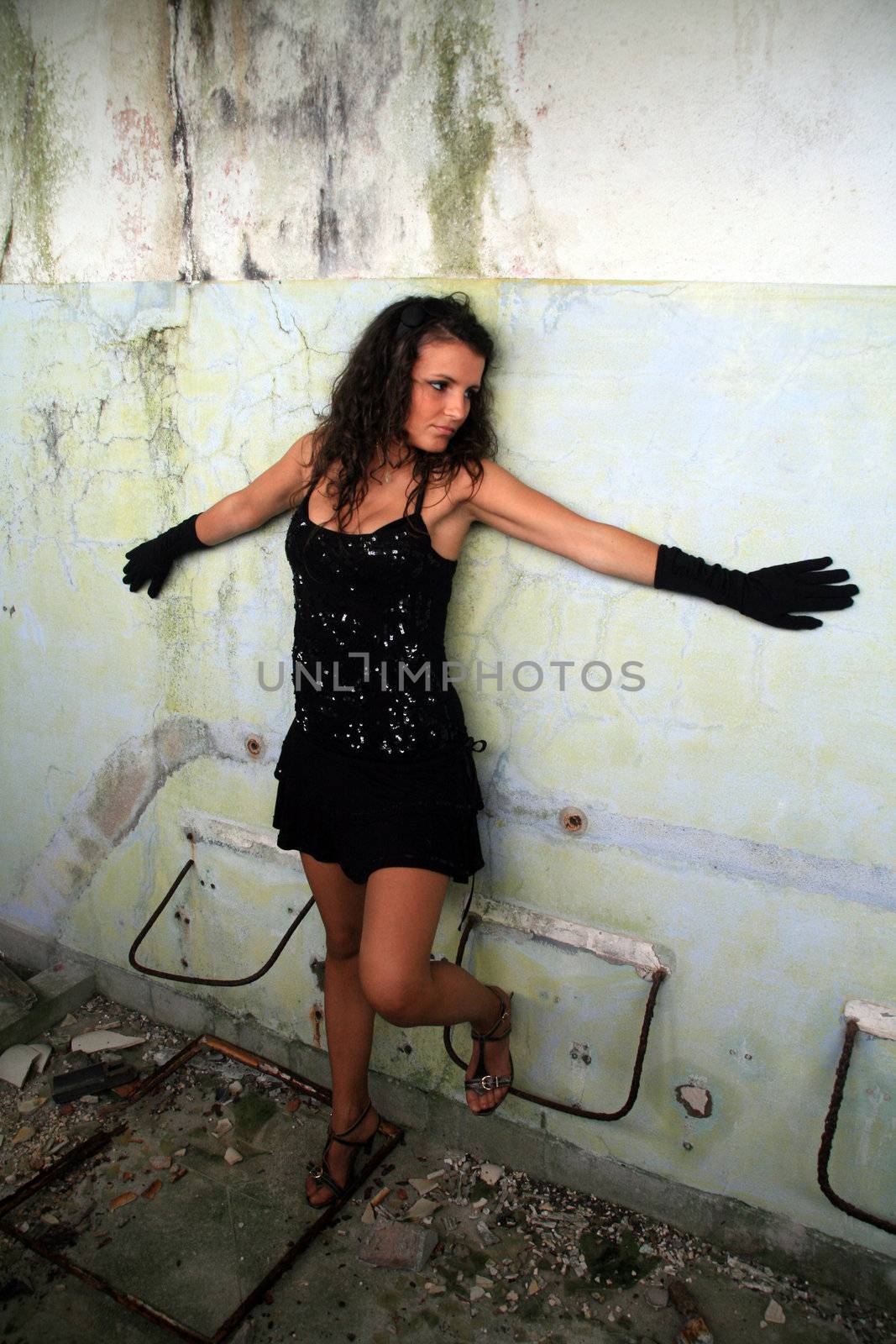 sexy pineup girl in hold building