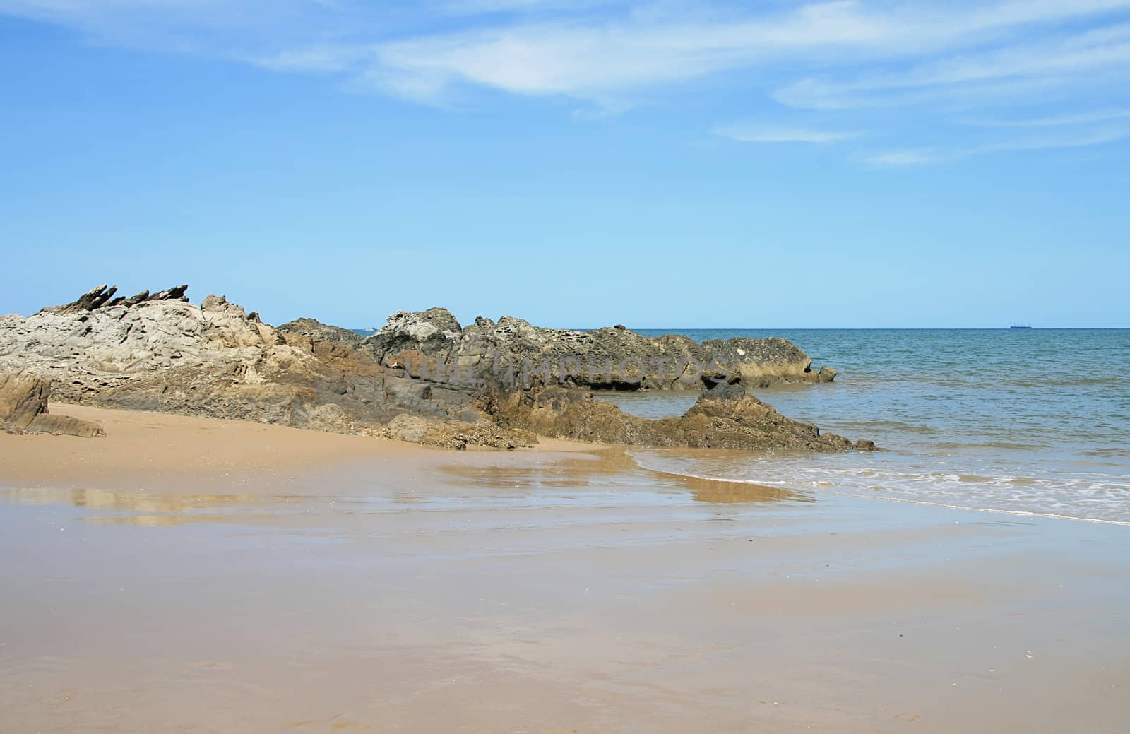 Rocky Shore at Yorkey's Knob Beach by Joyce