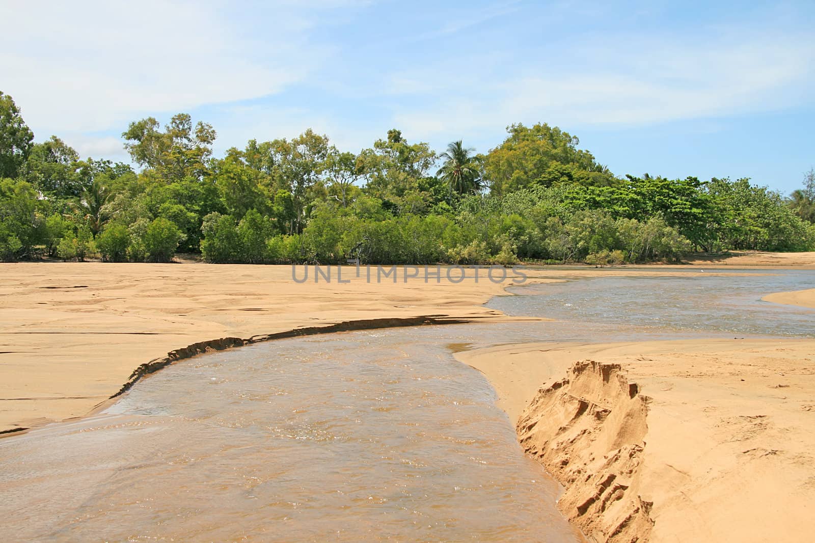 Machans Beach in Far North Queensland, Australia