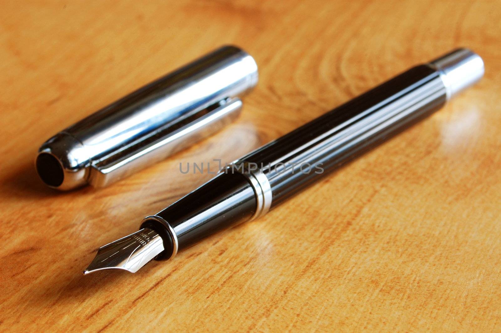 business fountain pen on a desktop in the office