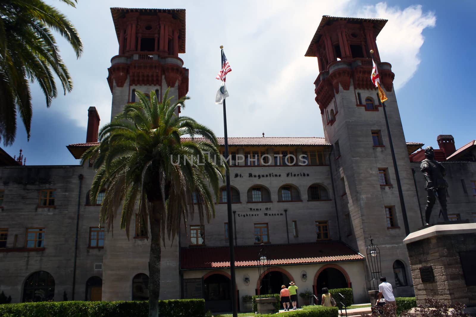 a historic building in st augustine florida