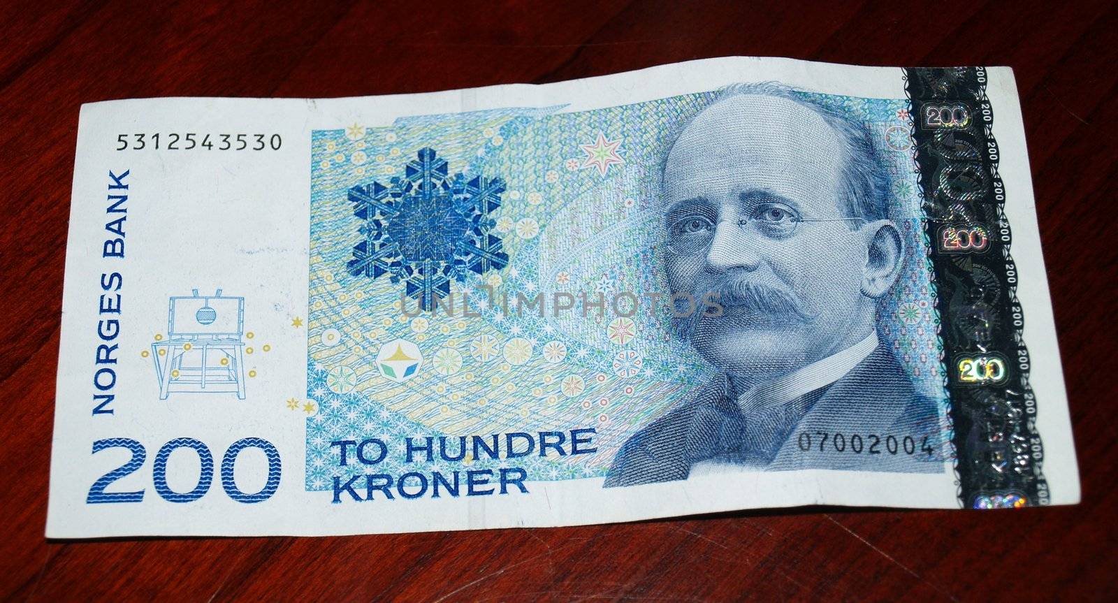 200 norwegian kroner